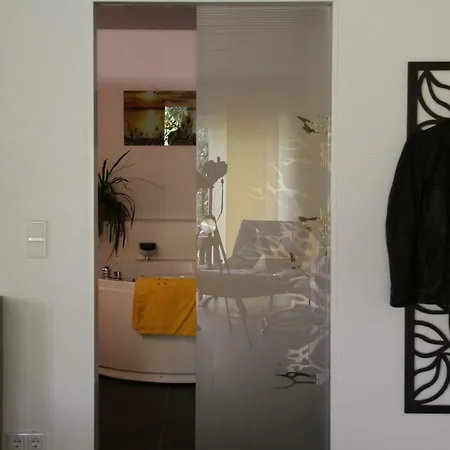 Apartment Mit Burgblick Im Gruenen, Familie Held *
